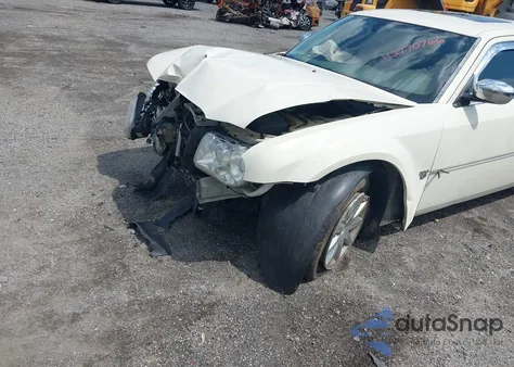 2007 Chrysler 300C from USA, damaged, VIN 2C3KA63H87H810884